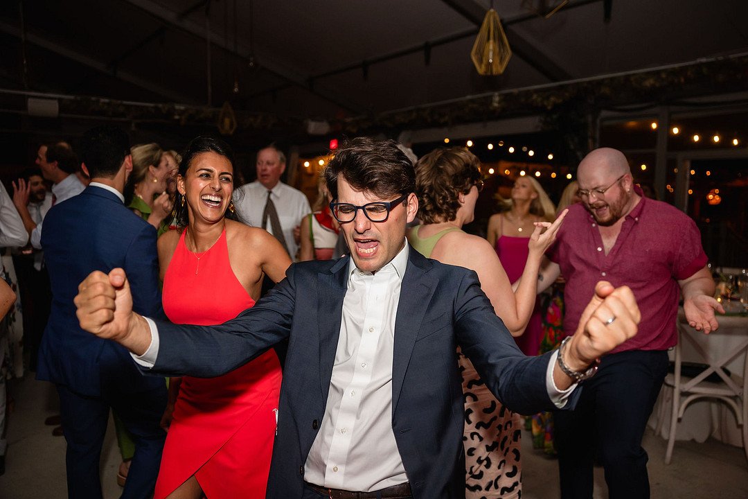Fred_Naumann_Sarah Nader Photography_SHORECLUB_Wedding_LARGE_124_low.JPG