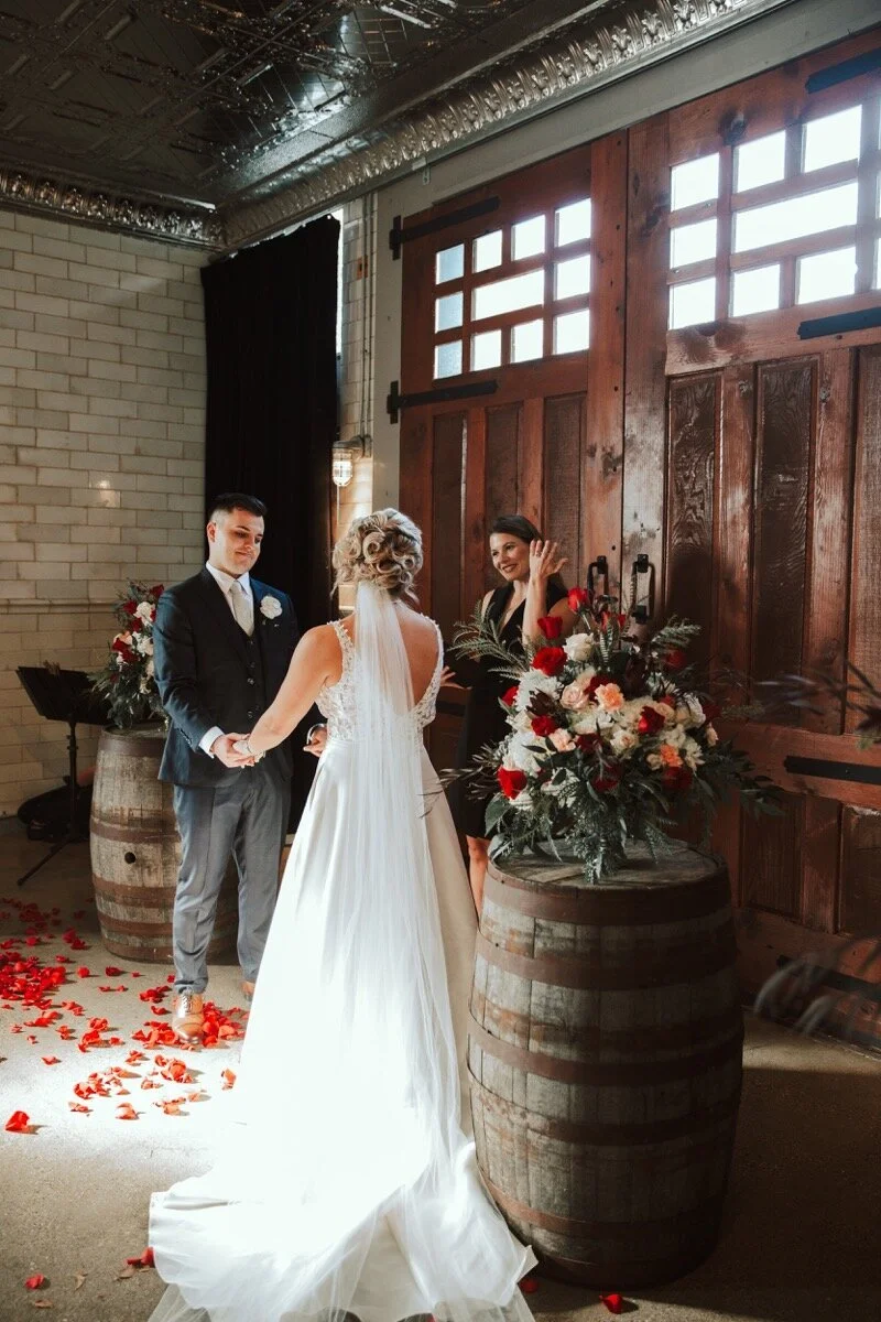 Should I Ask a Friend or Hire a Professional to Officiate My Wedding? 