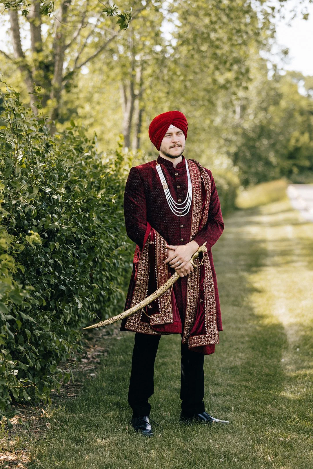 Chhokar _Cvengros_MAHA STUDIOS_Chicago-wedding-photographers-Maha-Studios-Erica-Ben-Ceremony-4_low.JPG