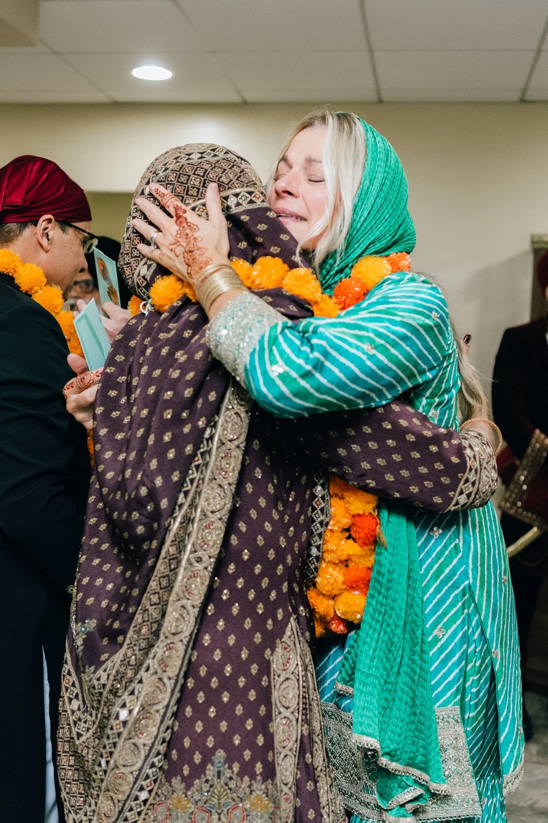 Chhokar _Cvengros_MAHA STUDIOS_Chicago-wedding-photographers-Maha-Studios-Erica-Ben-Ceremony-165_low.JPG