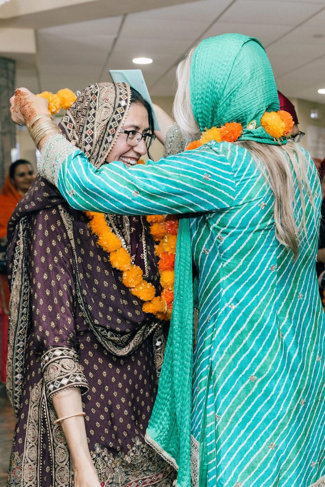 Chhokar _Cvengros_MAHA STUDIOS_Chicago-wedding-photographers-Maha-Studios-Erica-Ben-Ceremony-164_low.JPG