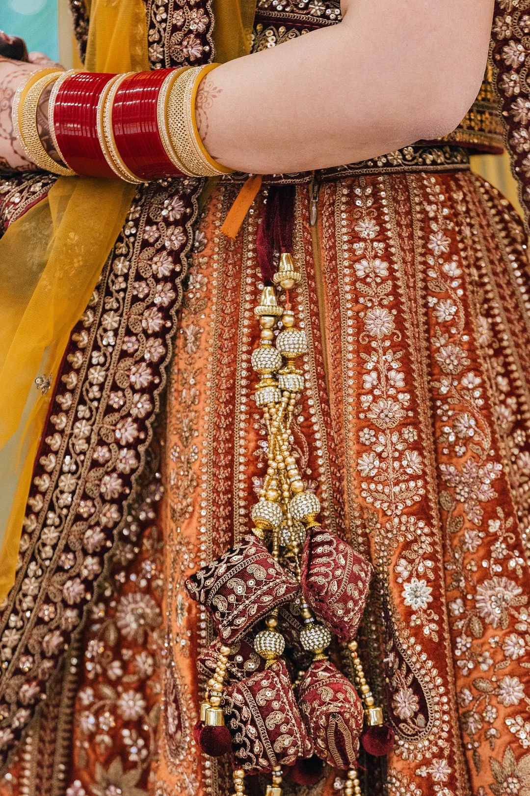 Chhokar _Cvengros_MAHA STUDIOS_Chicago-wedding-photographers-Maha-Studios-Erica-Ben-Ceremony-539_low.JPG