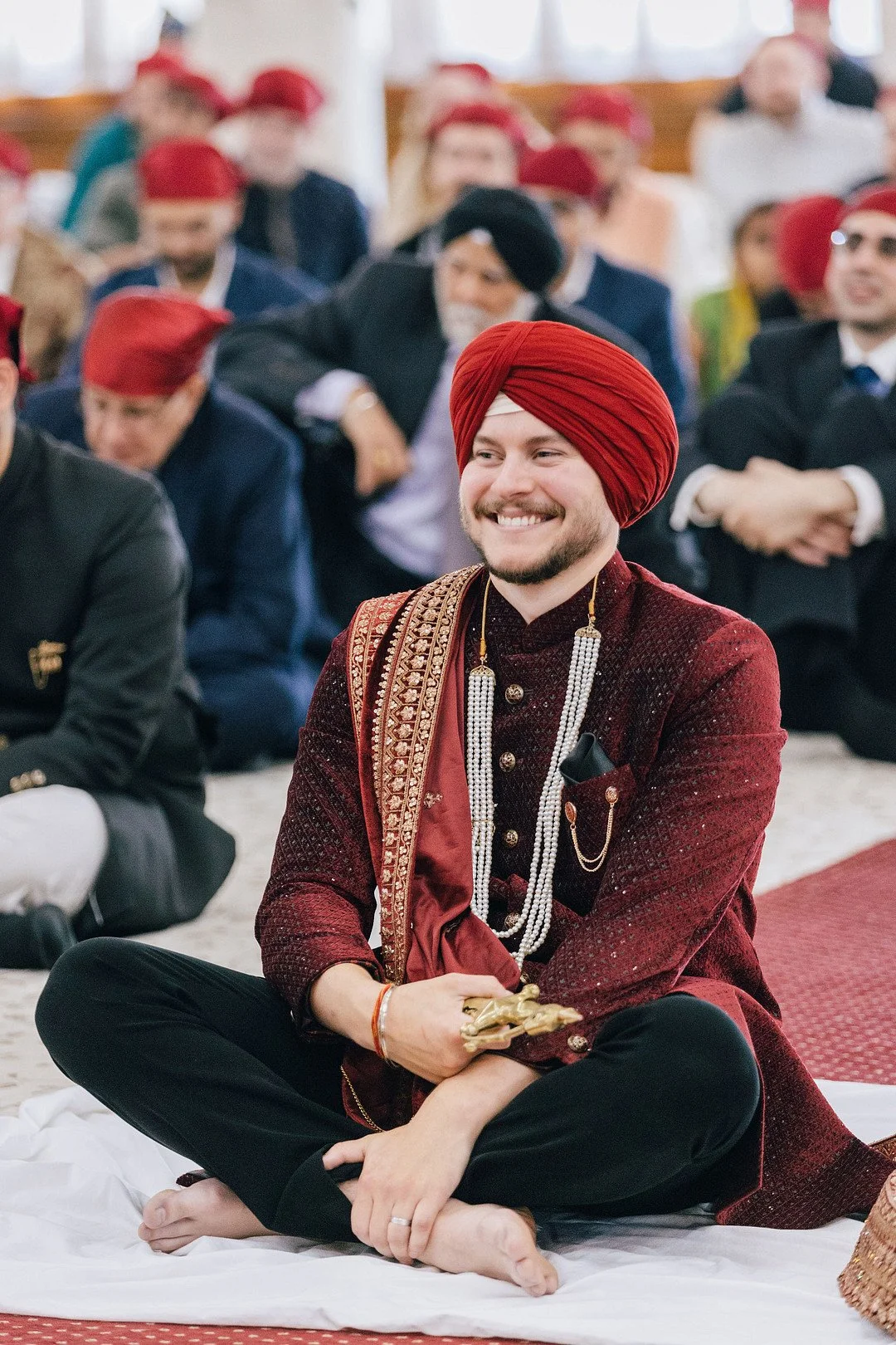 Chhokar _Cvengros_MAHA STUDIOS_Chicago-wedding-photographers-Maha-Studios-Erica-Ben-Ceremony-601_low.JPG