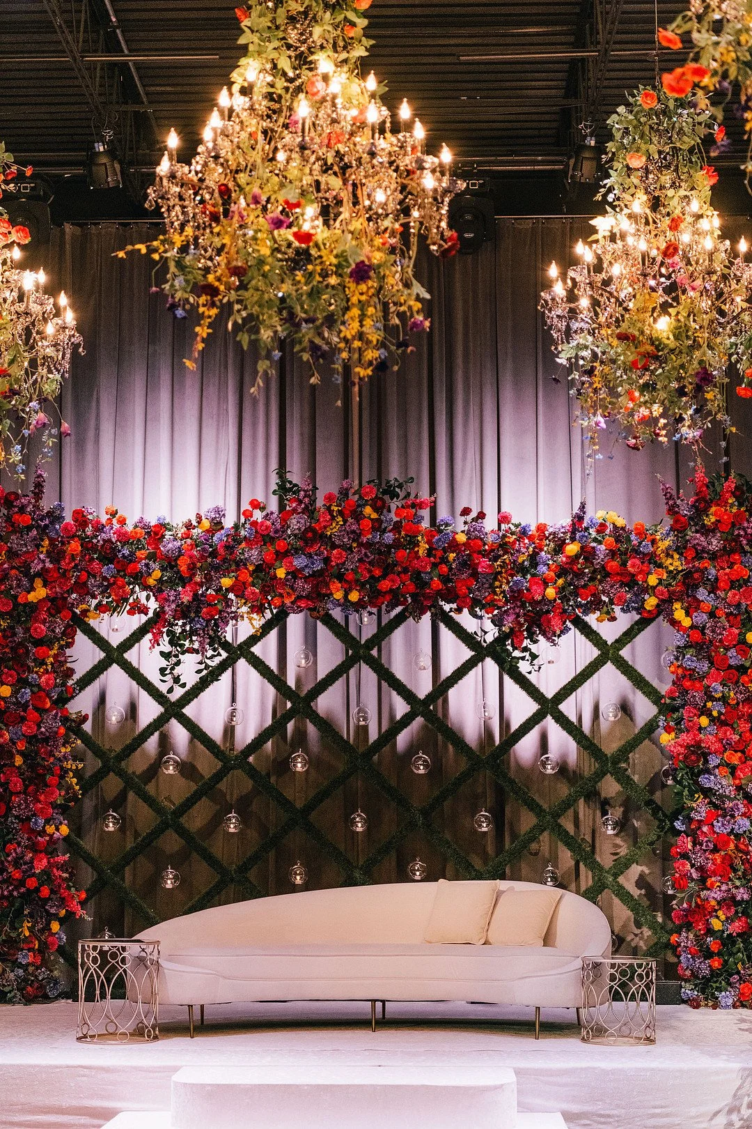 Chhokar _Cvengros_MAHA STUDIOS_Chicago-wedding-photographers-Maha-Studios-Erica-Ben-Reception-202_low.JPG