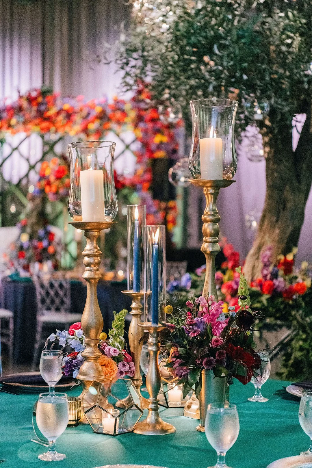 Chhokar _Cvengros_MAHA STUDIOS_Chicago-wedding-photographers-Maha-Studios-Erica-Ben-Reception-375_low.JPG