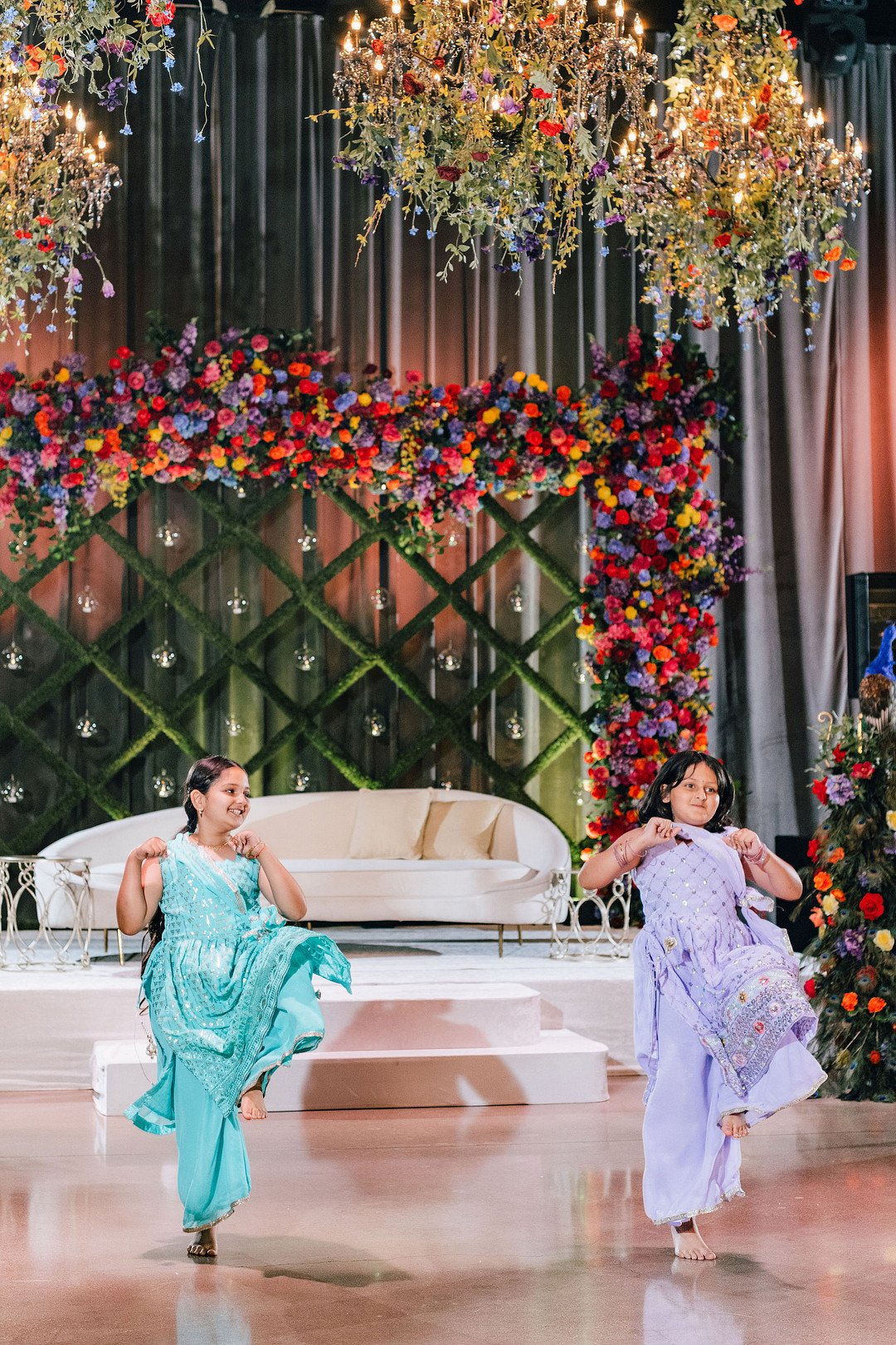 Chhokar _Cvengros_MAHA STUDIOS_Chicago-wedding-photographers-Maha-Studios-Erica-Ben-Reception-551_low.JPG