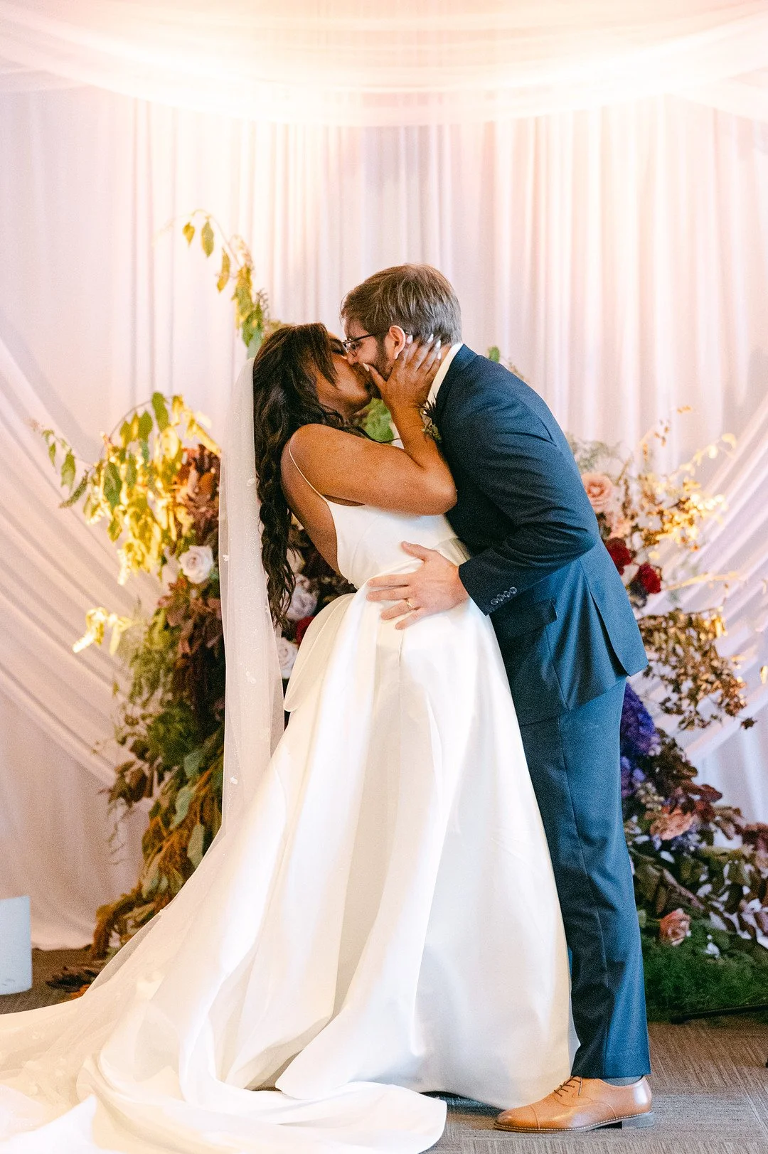 Owens_Owens_Tawny Ballard Photography_Sahsha-Stephen-wedding-286_low.jpg