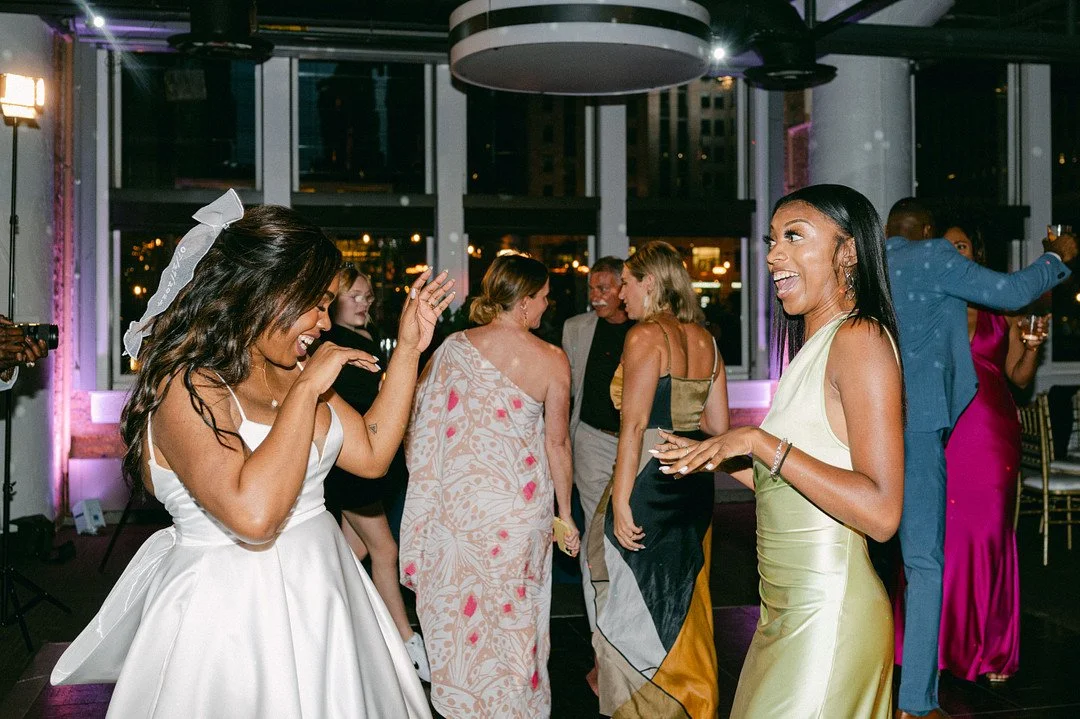 Owens_Owens_Tawny Ballard Photography_Sahsha-Stephen-wedding-529_low.jpg