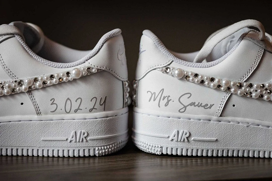 marren_Sauer_WS  photography_Fairlie -Chicago -Wedding-002_low.jpg