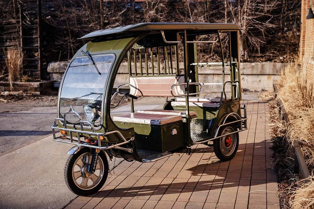 marren_Sauer_WS  photography_Fairlie -Chicago -Wedding-052_low.jpg