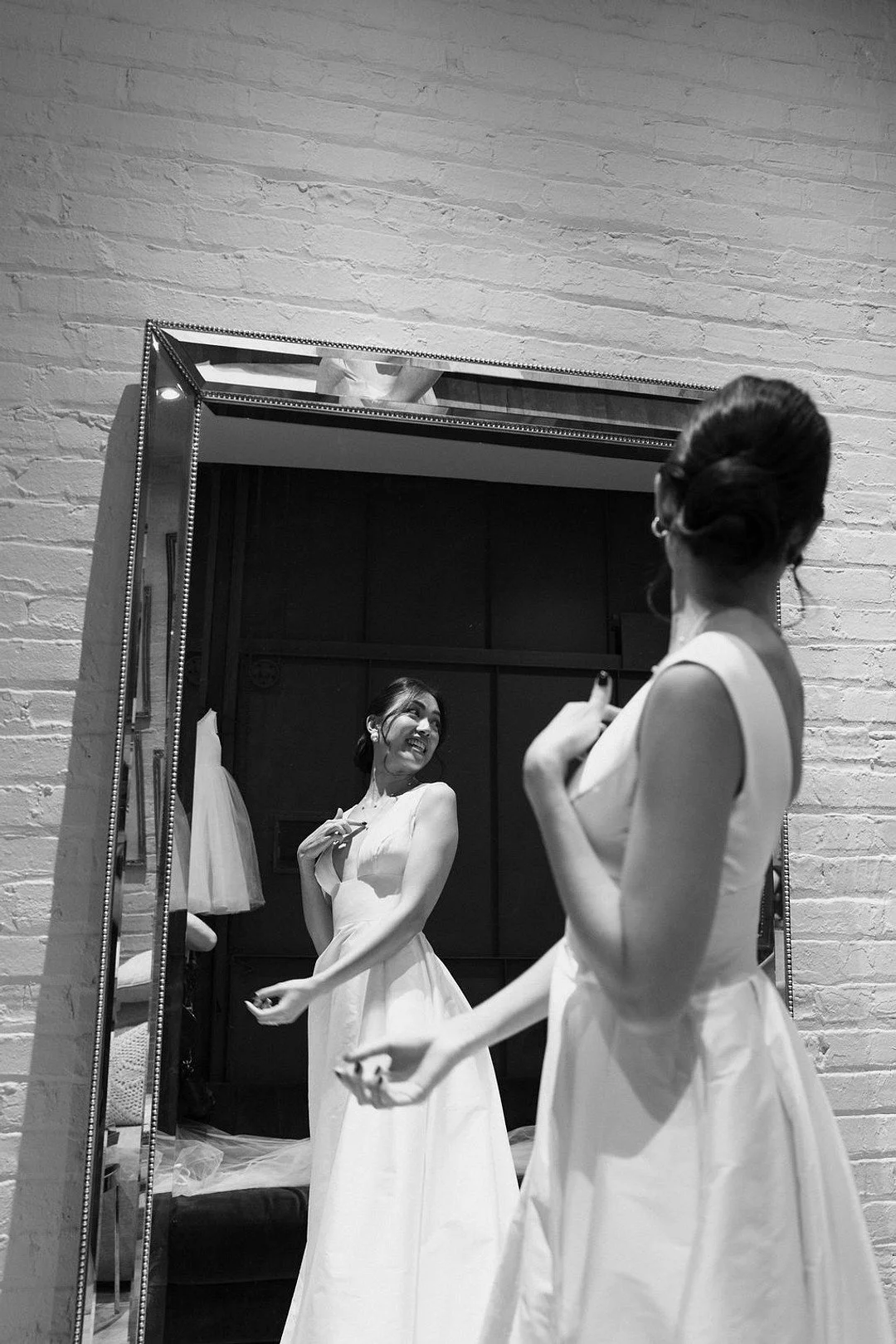 Chun_Chu_Close Up By Christina_V&A-GettingReady-31_low.jpg