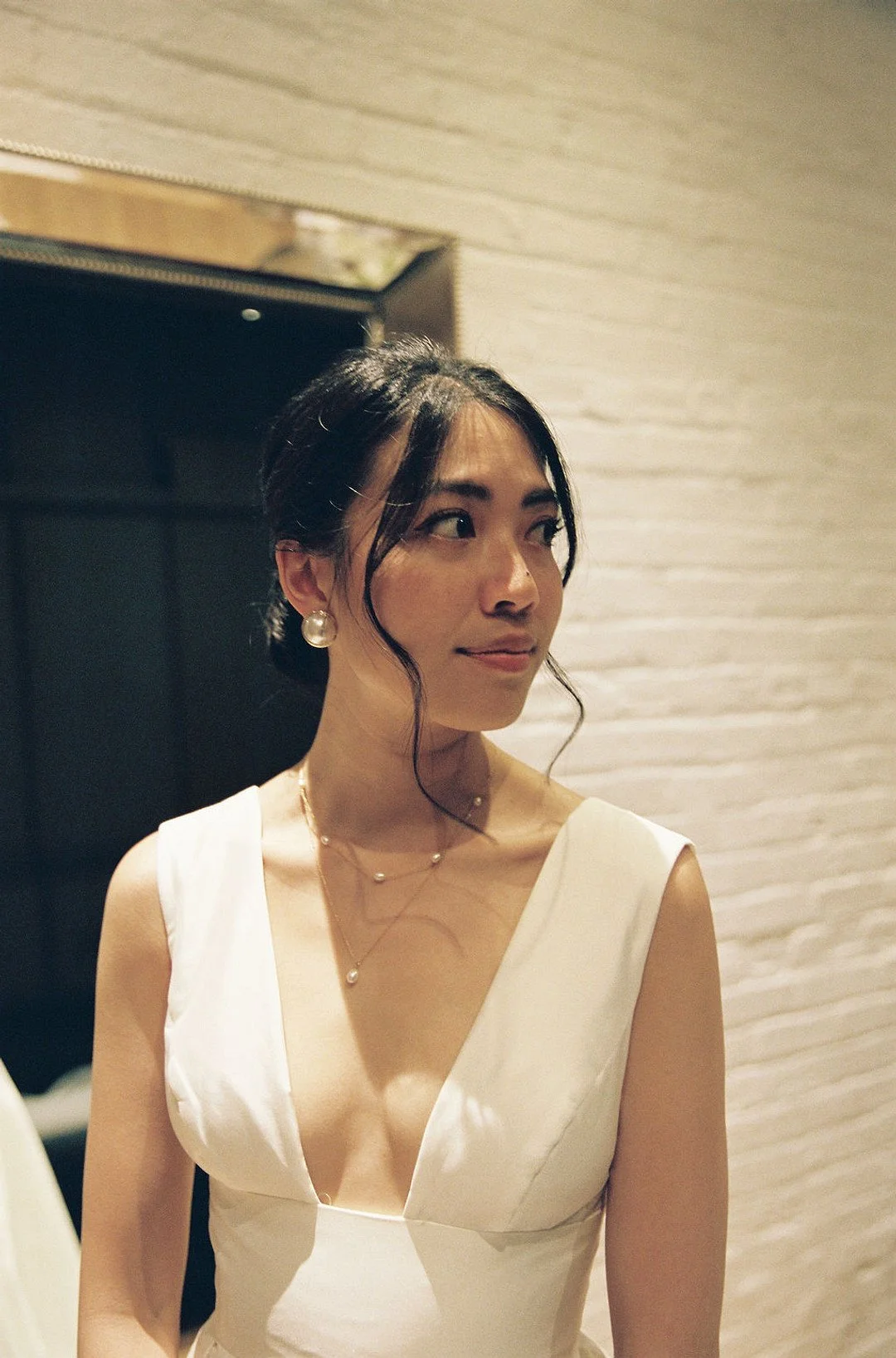 Chun_Chu_Close Up By Christina_V&A-GettingReady-38_low.jpg