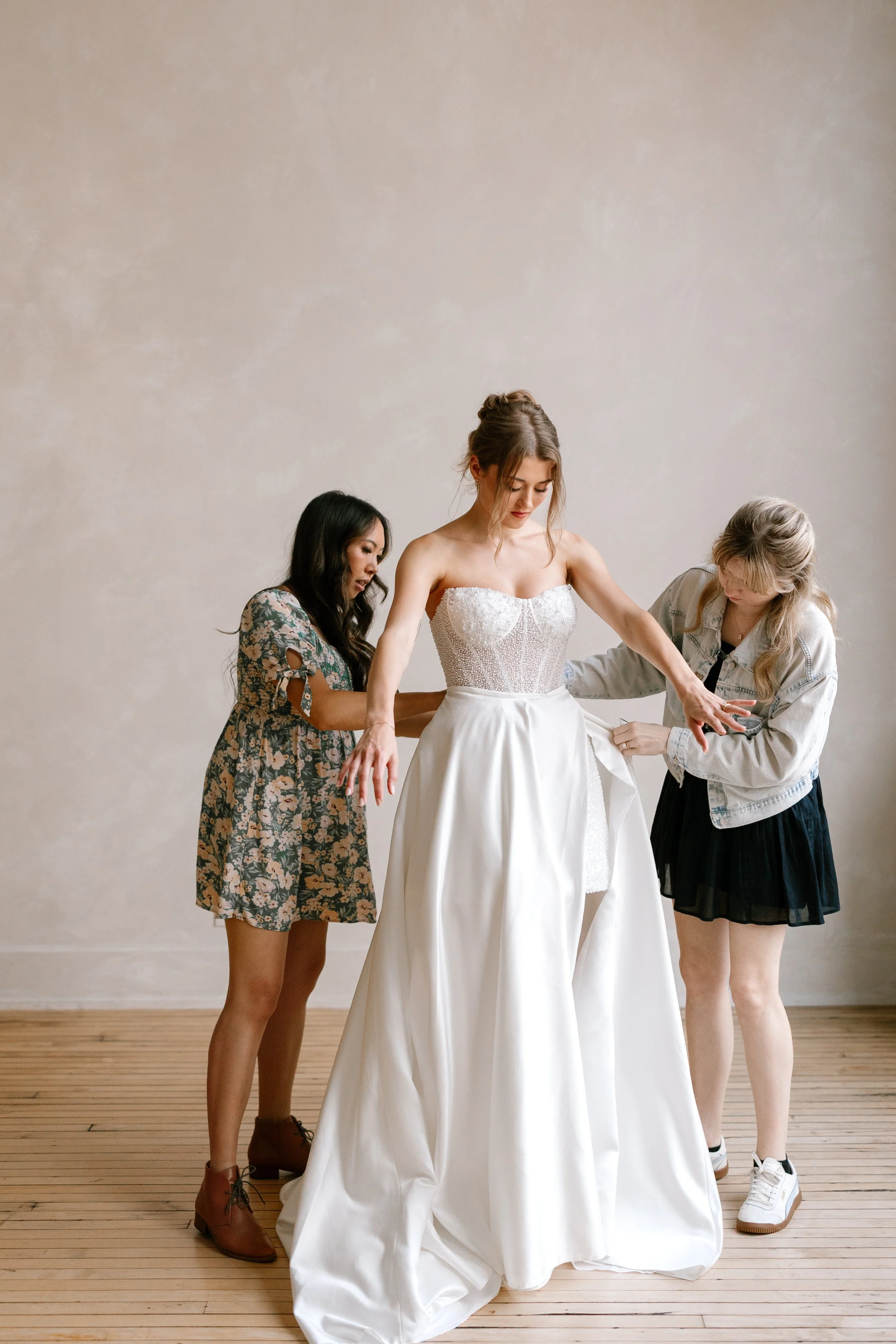 Wedding Dress Emergency Kit: What I Recommend Every Bride Pack
