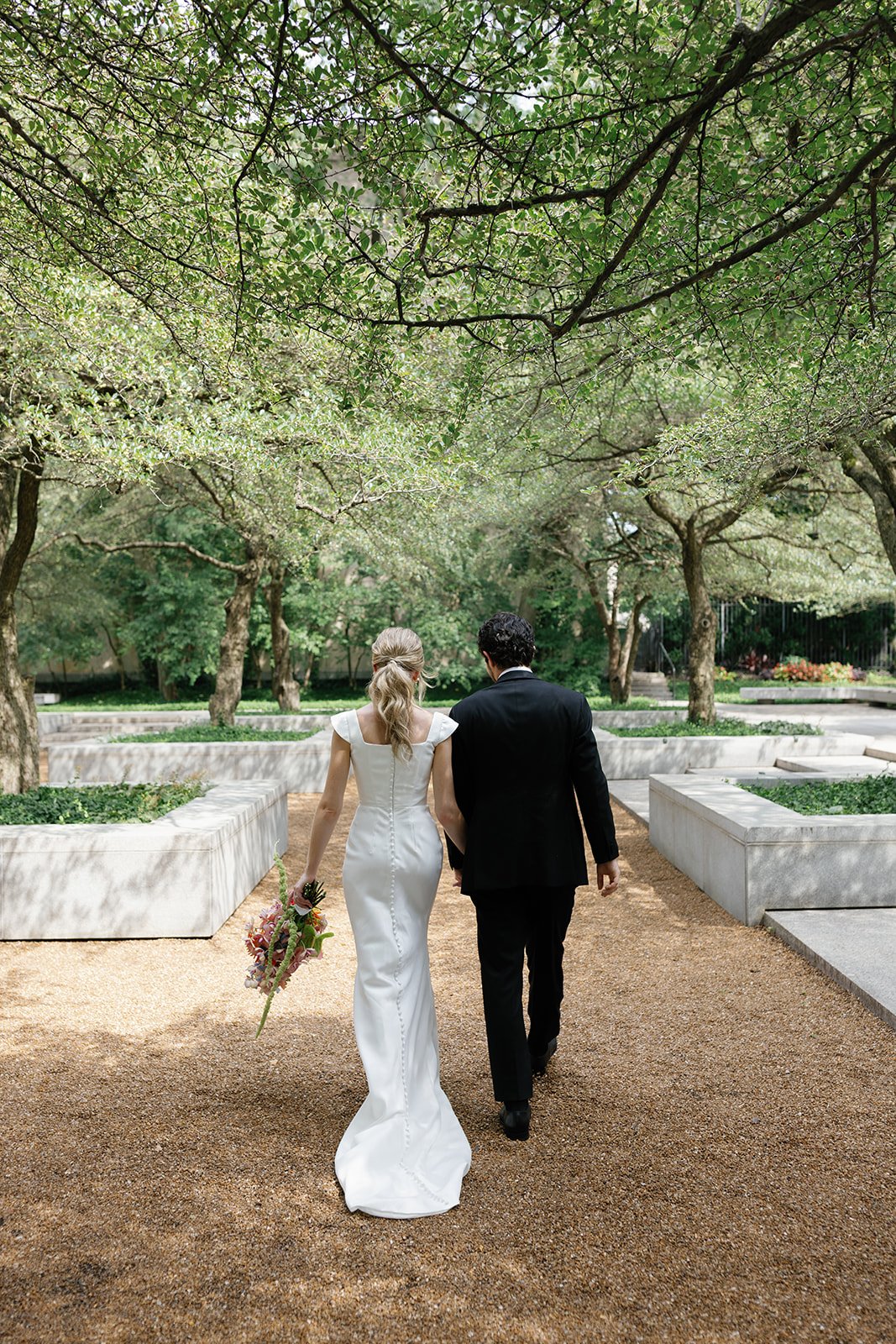 jess_diaz_photography_chicago_wedding_photographer_emily_grant_100_layer_cake_submission-16.jpg