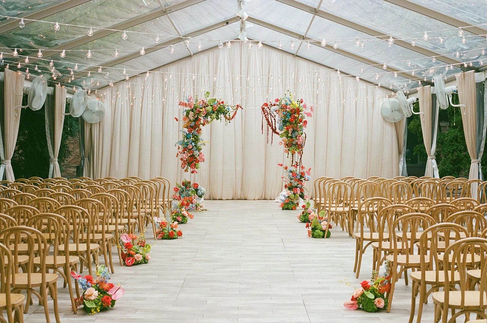 jess_diaz_photography_chicago_wedding_photographer_emily_grant_100_layer_cake_submission-27.jpg