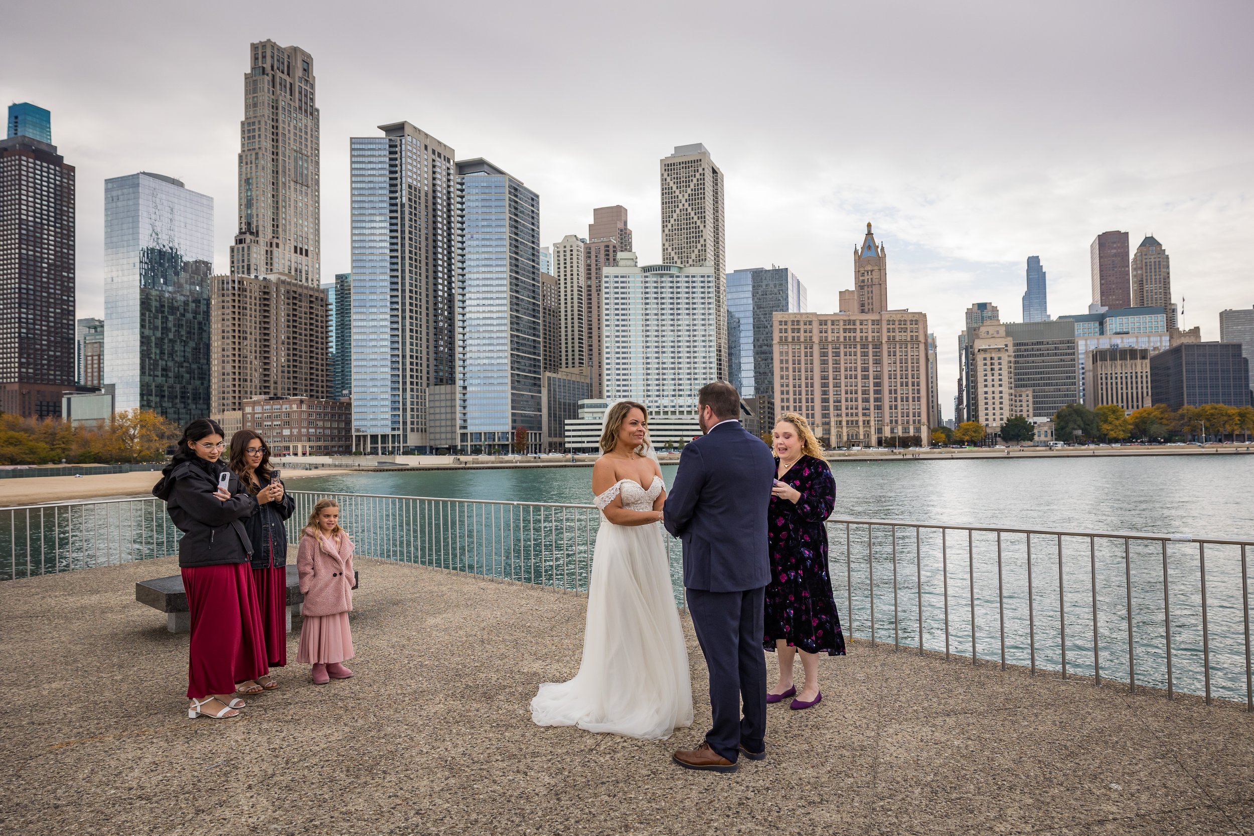 Elopement-OlivePark_Chicago-with-Children.jpg