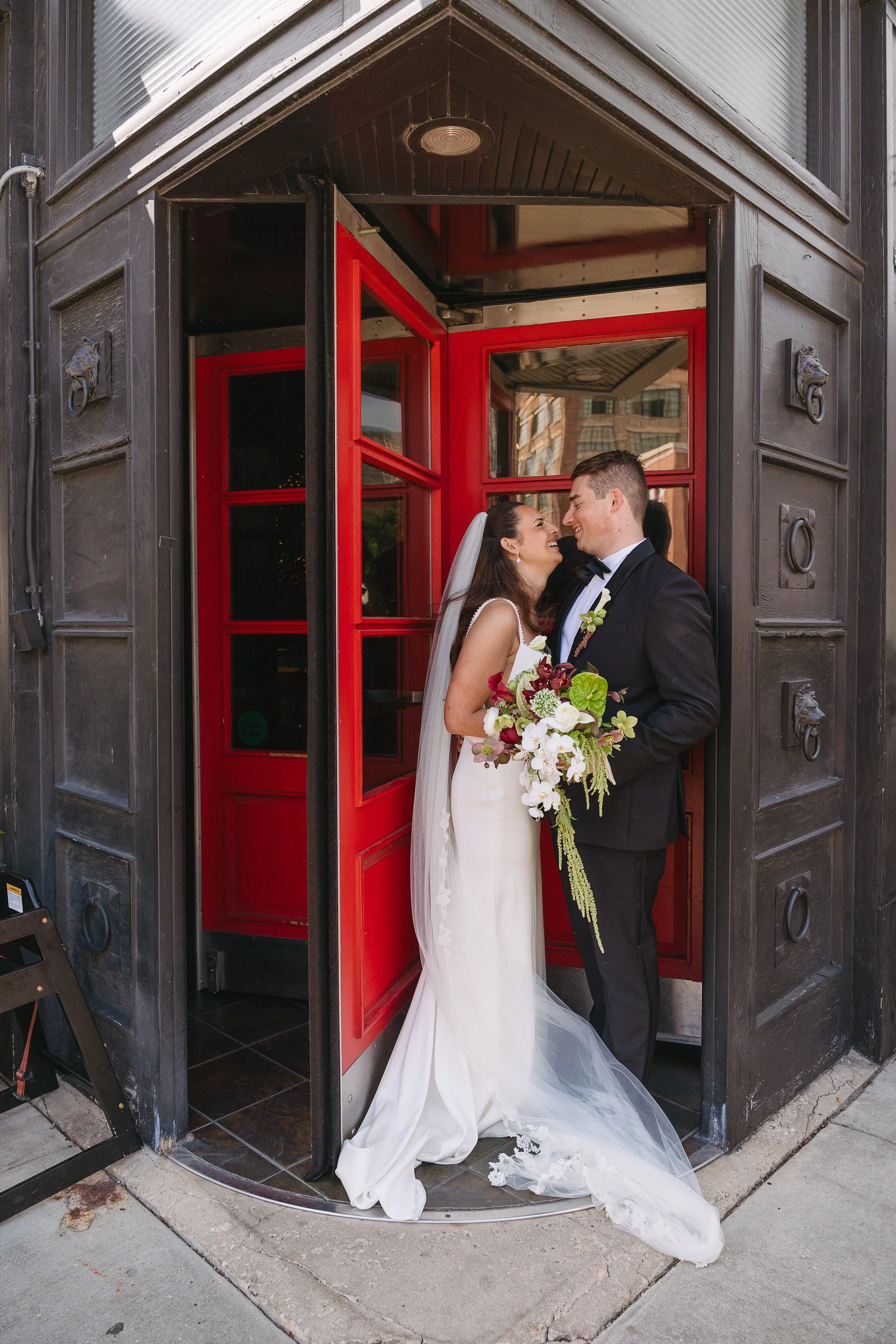 Classic Chicago Wedding with Gorgeous Details