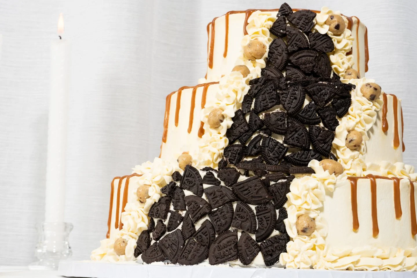 Gourmet, Custom Ice Cream Wedding Cakes — CHI thee WED