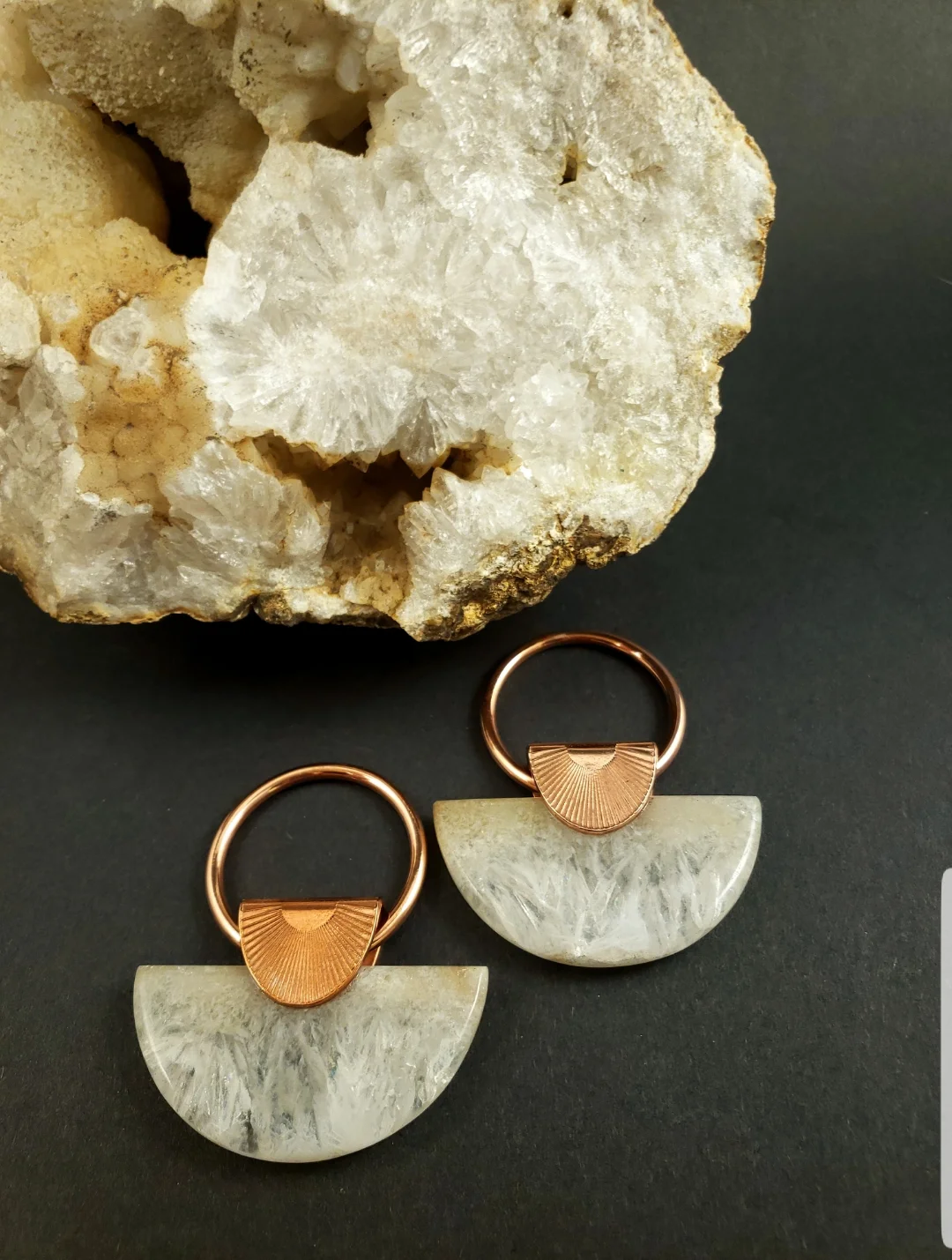 stalactyte halfmoon ear weights.jpg