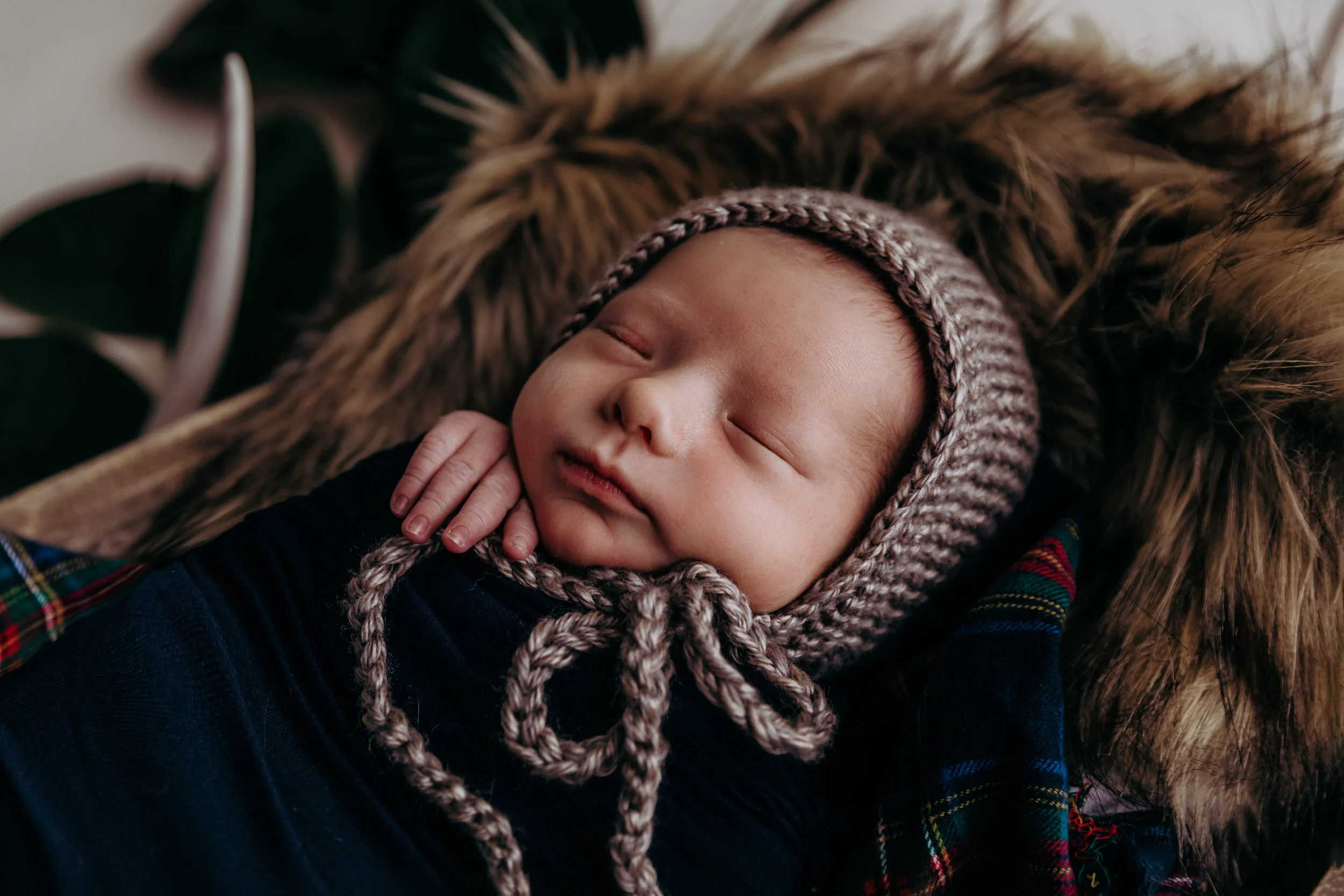 austin-mn-newborn-photography-rochester-mn-albert-lea-mn-family-photography-studio-modern