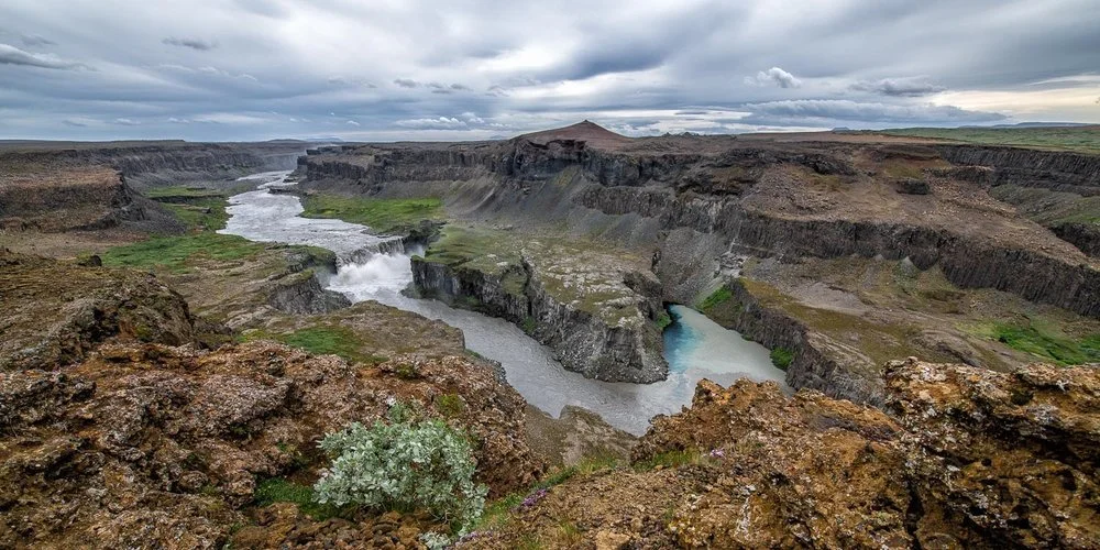 Rettarfoss area, near Dettifoss Waterfall on Road 864