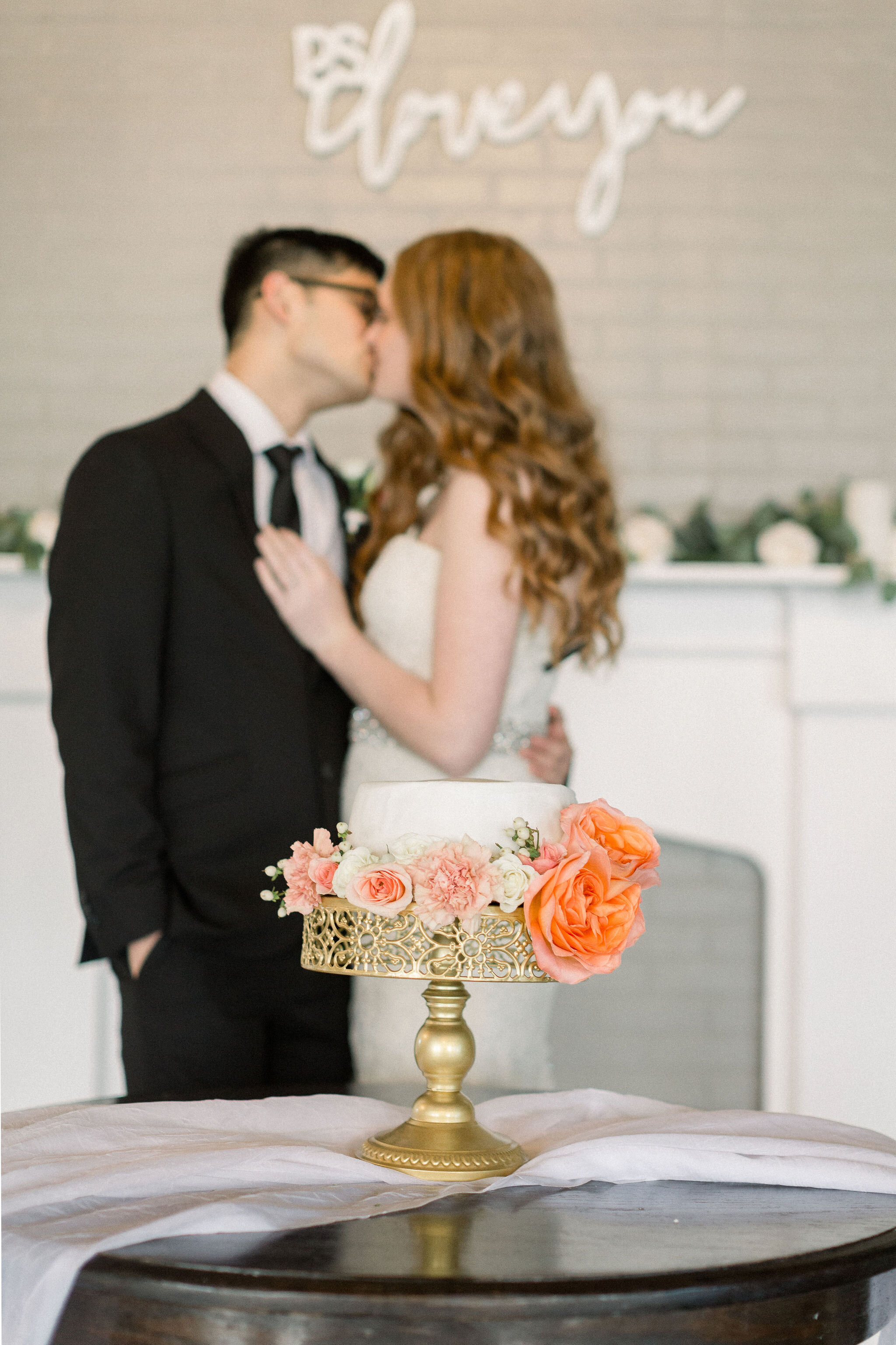 Something-Blue-Winter-Micro-Wedding-Styled-Shoot-by-Indianapolis-Wedding-Photographer-Colette-M-Photography-193.jpg