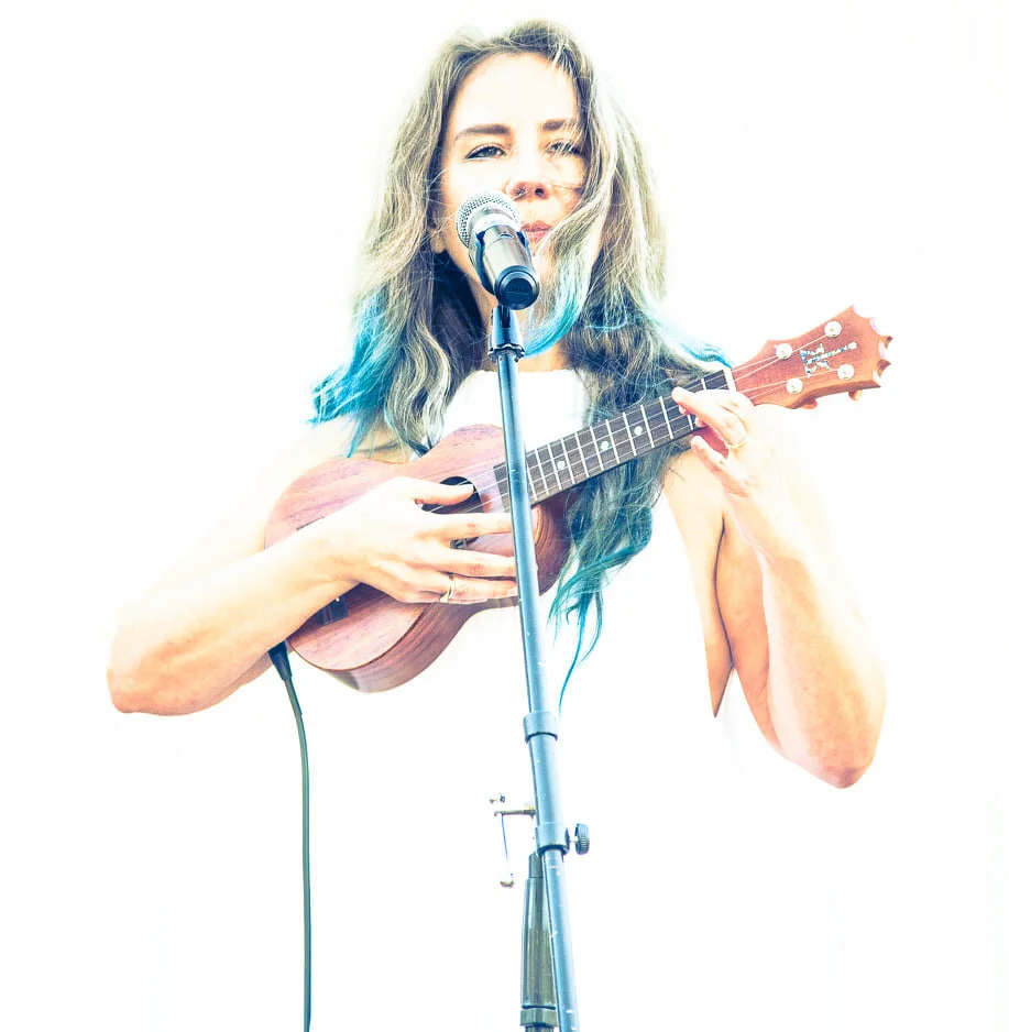 EPK — Angela Winter