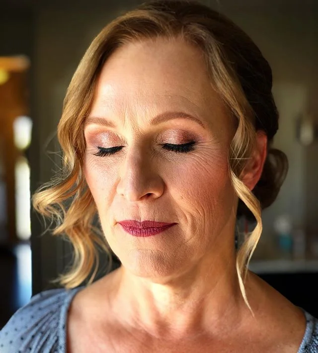 What a beautiful bride Barbara was today!

#rocwedding #rochestermakeupartist #weddingmakeup #beauty #makeup #bridalbeauty #rochesterbridal