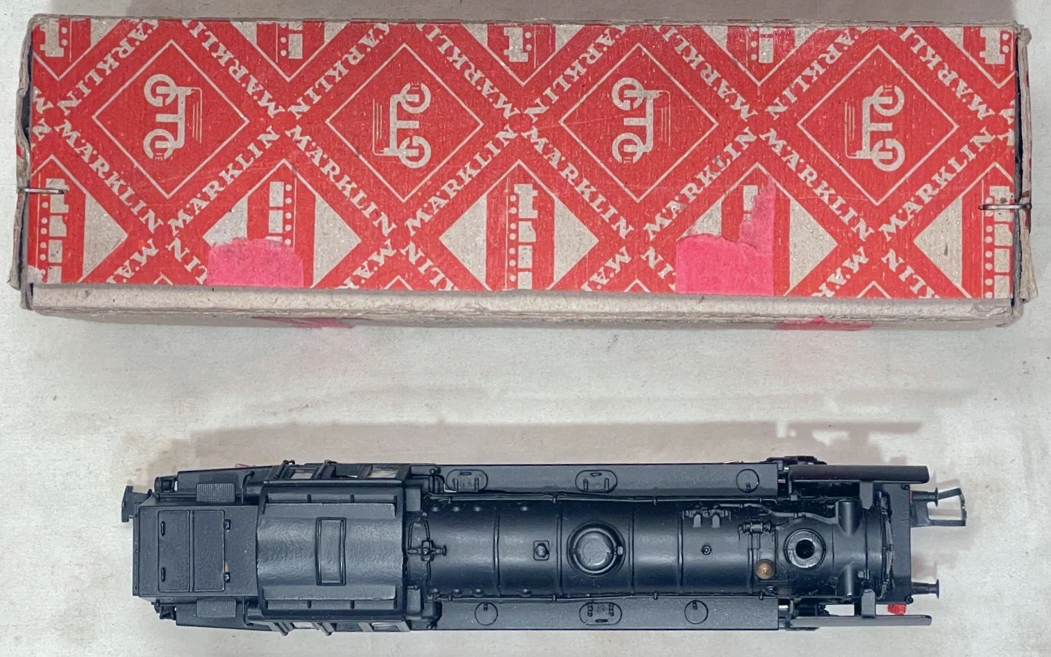 MKCUSTBR85b.jpg