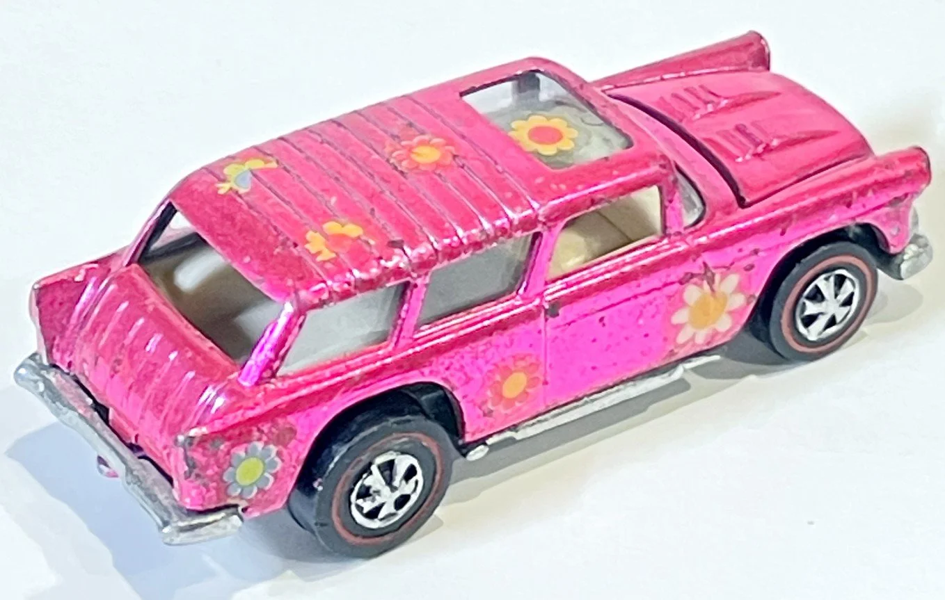 HWNOMADPINKb.jpg