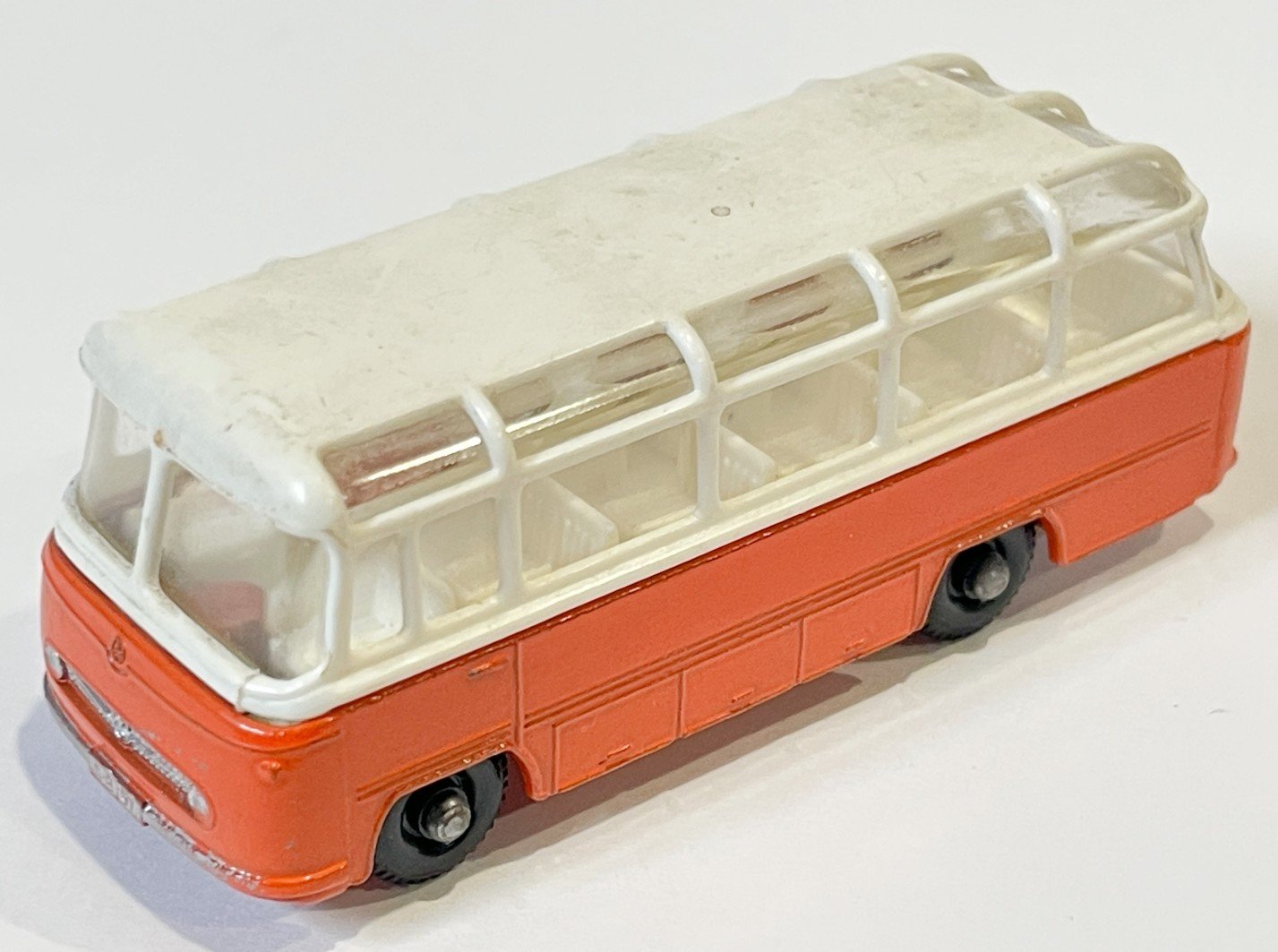MB63B3.jpg