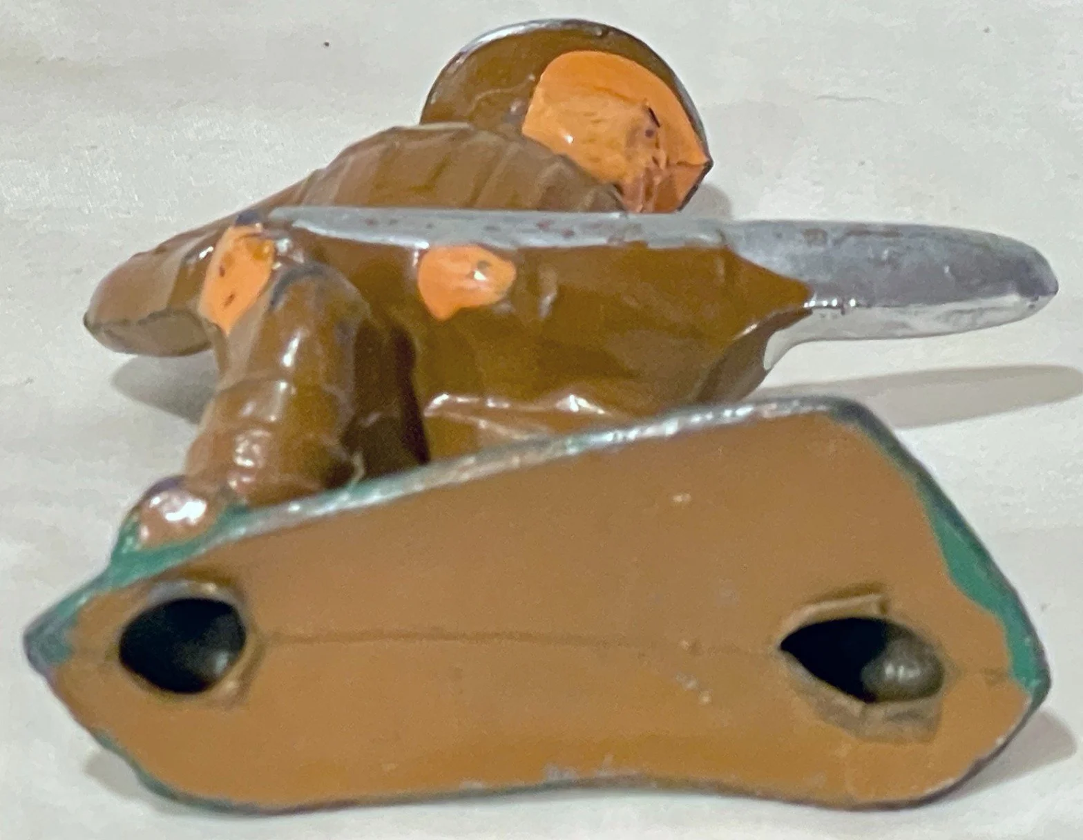 MO044c.jpg
