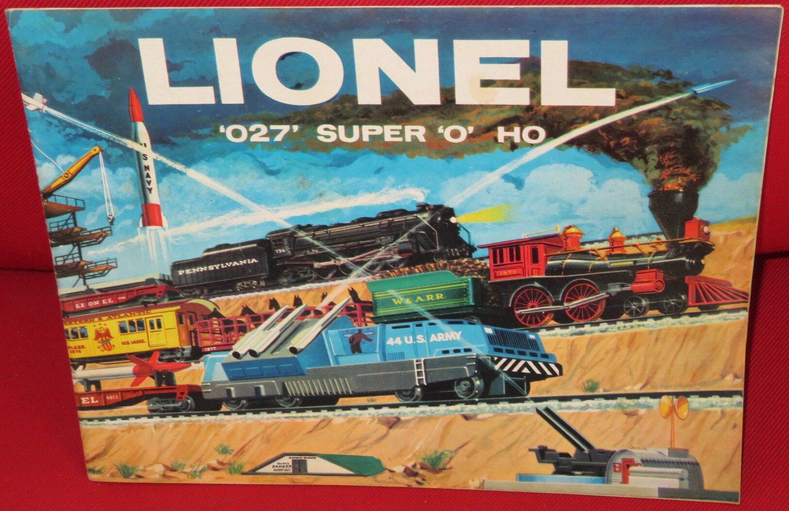1956 LIONEL TRAINS DEALER PRIVATE CATALOG MINT 