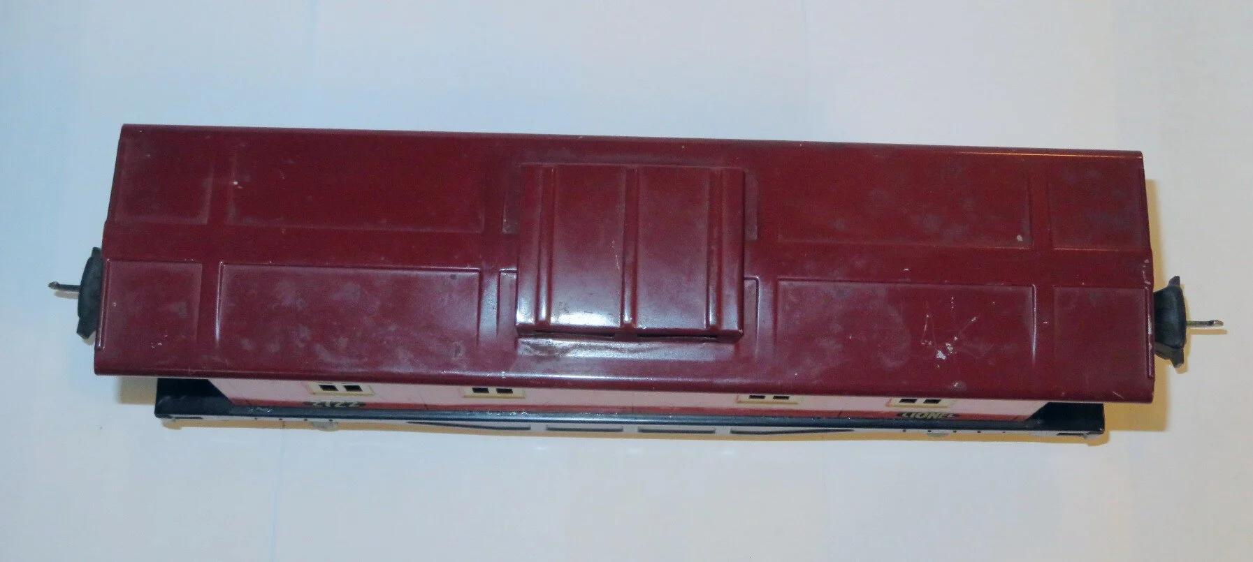 L1722b.jpg