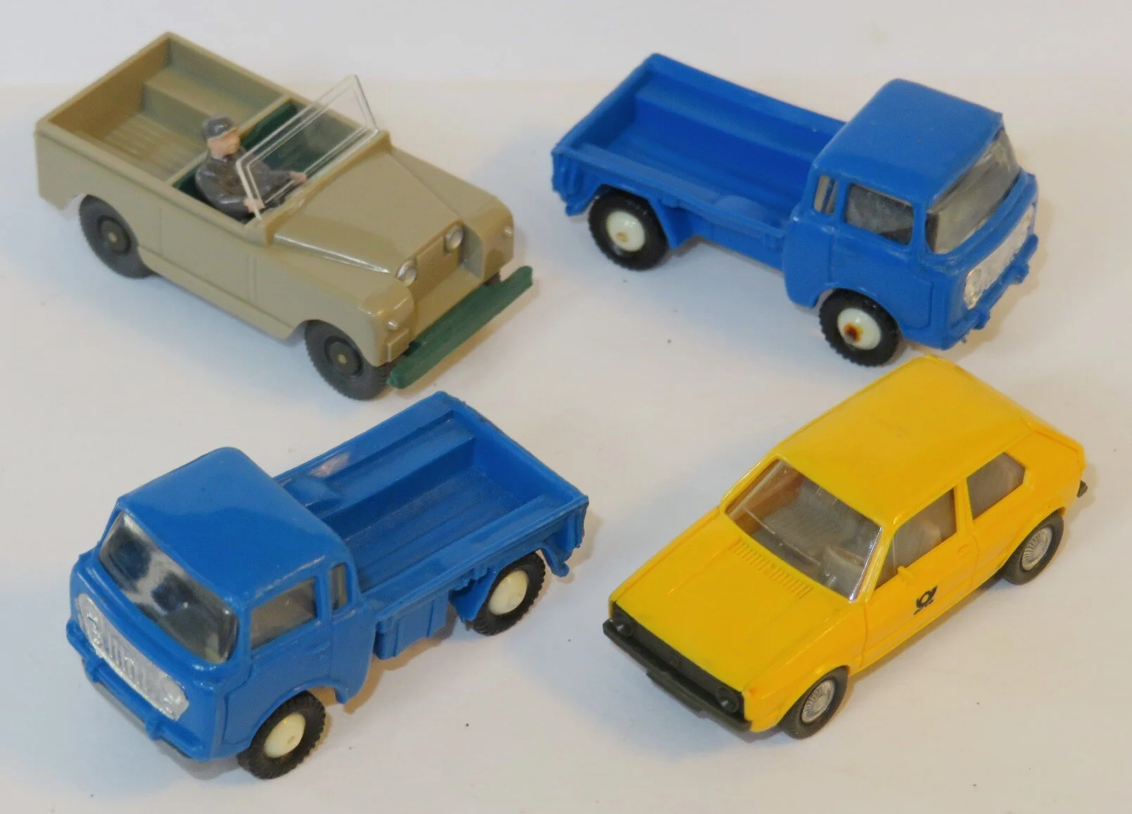 WK4VEHICLES.jpg