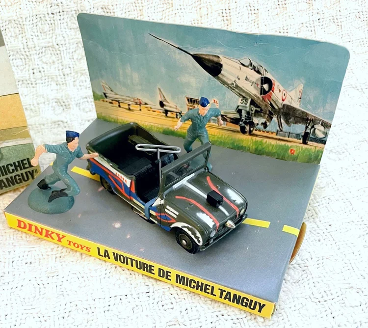 Dinky Toys 1406 Renault Sinpar 4x4 Michel Tanguy - 1967, Made In France