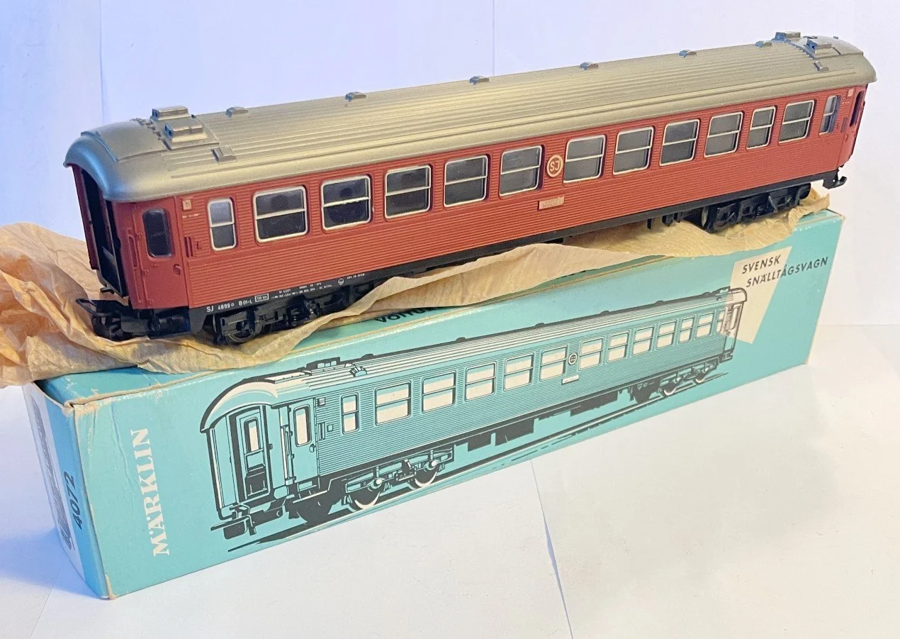 MK4072a.jpg