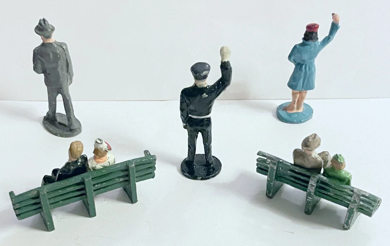 AFS9CIVILIANSa.jpg
