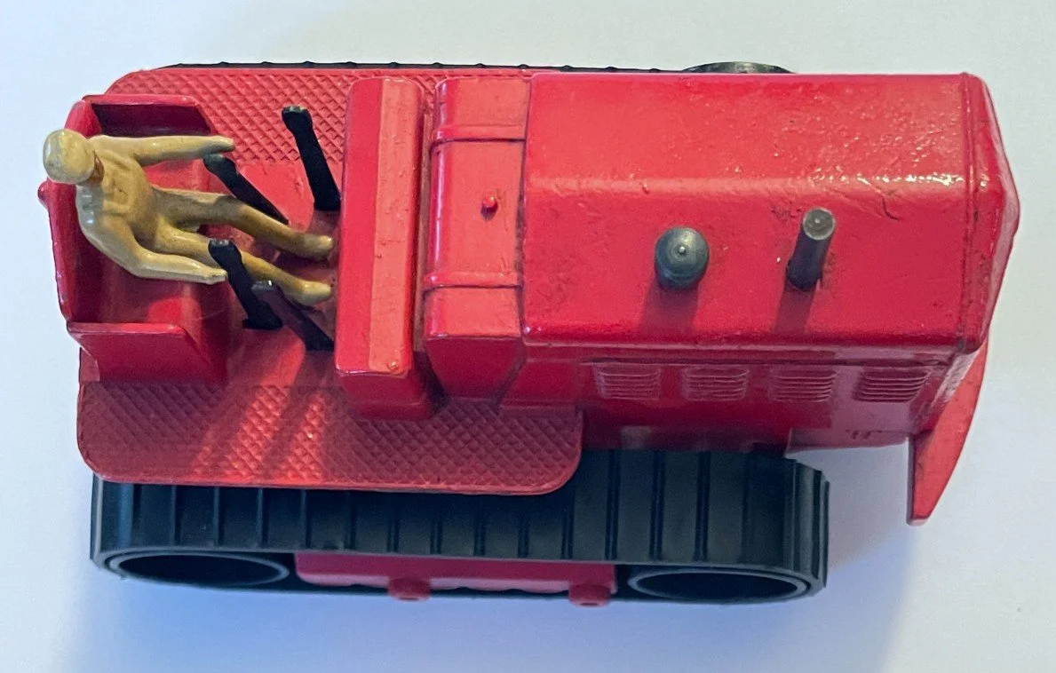 DK563REDb.jpg
