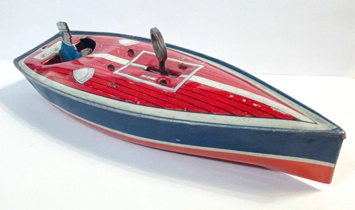LSBOATSMALL.jpg