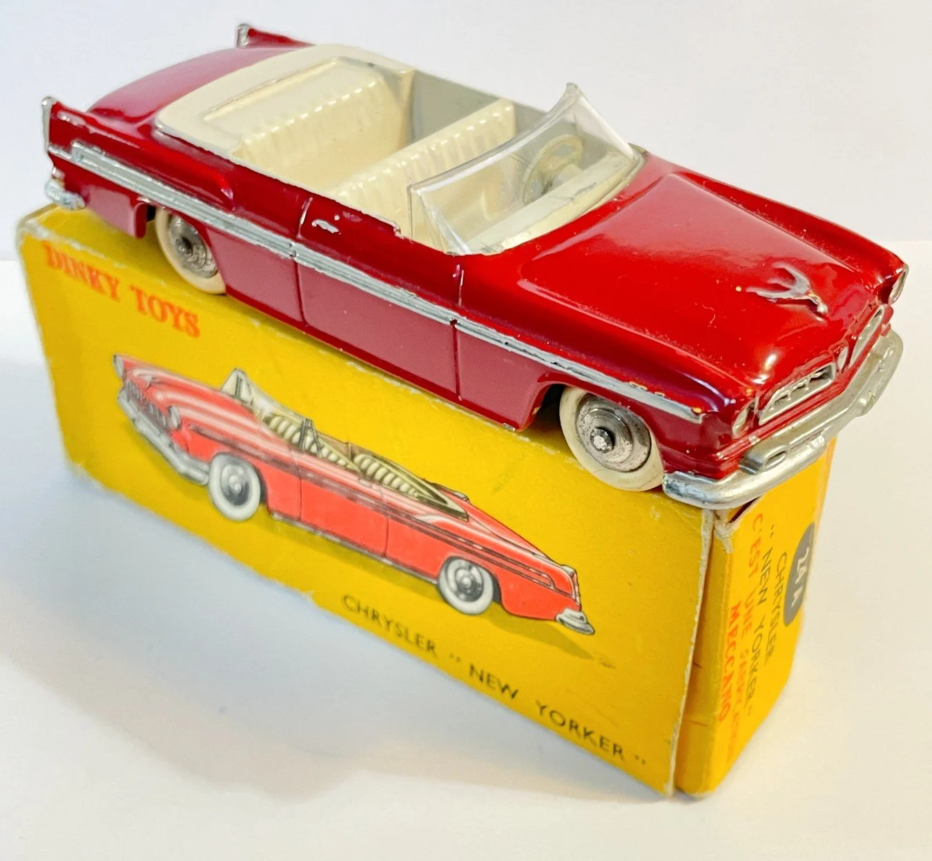 美品レア　DINKY TOYS CHRYSLER NEW YORKER ミニカー Nice Boxed French Dinky FR24A 1955 Chrysler New Yorker