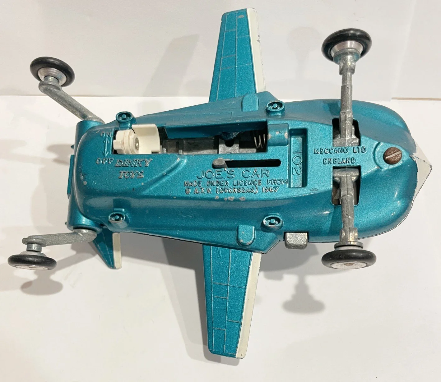 DK102d.jpg