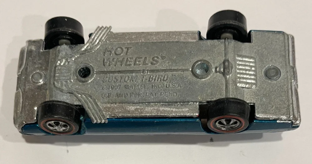 Mattel Hot Wheels Red Line 1967 Custom T-Bird, (Sweet 16) — Tobias