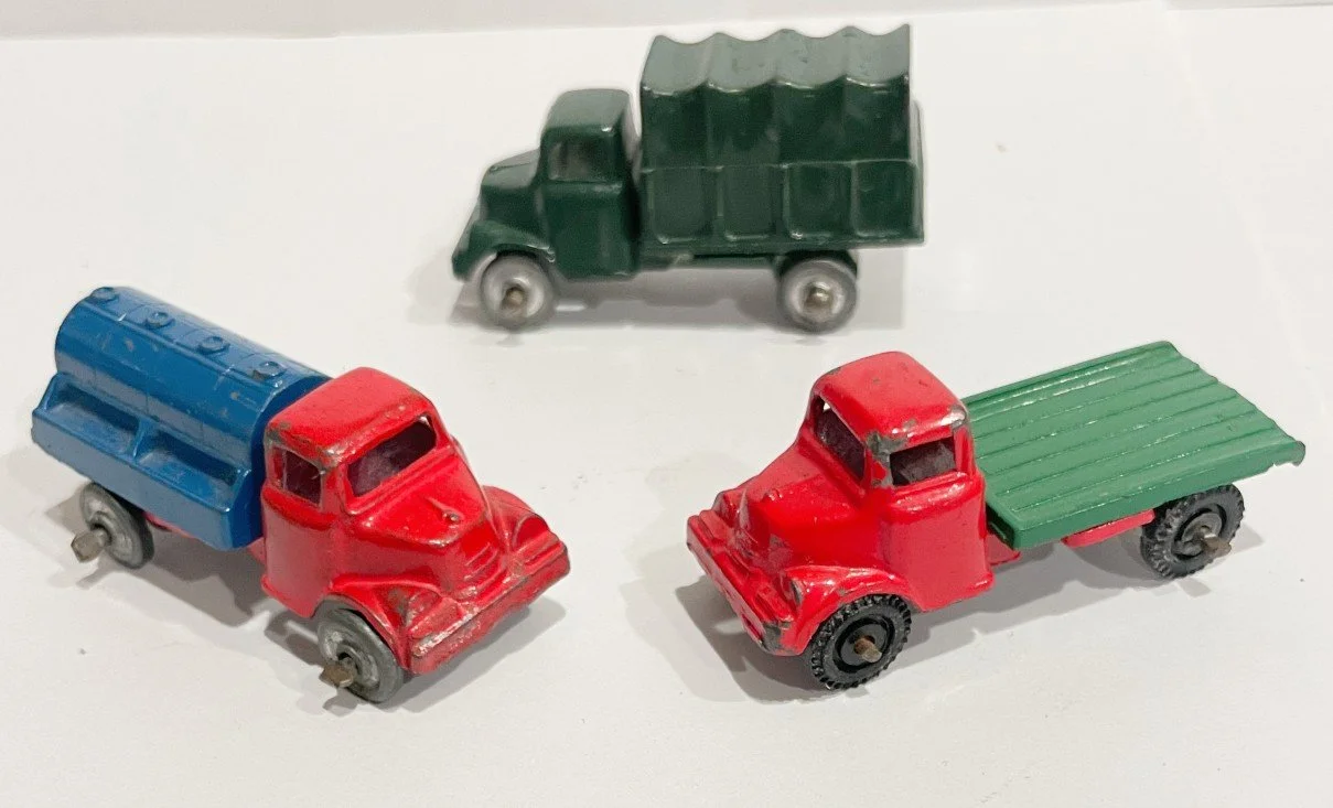 3BARCLAYTRUCKS.jpg
