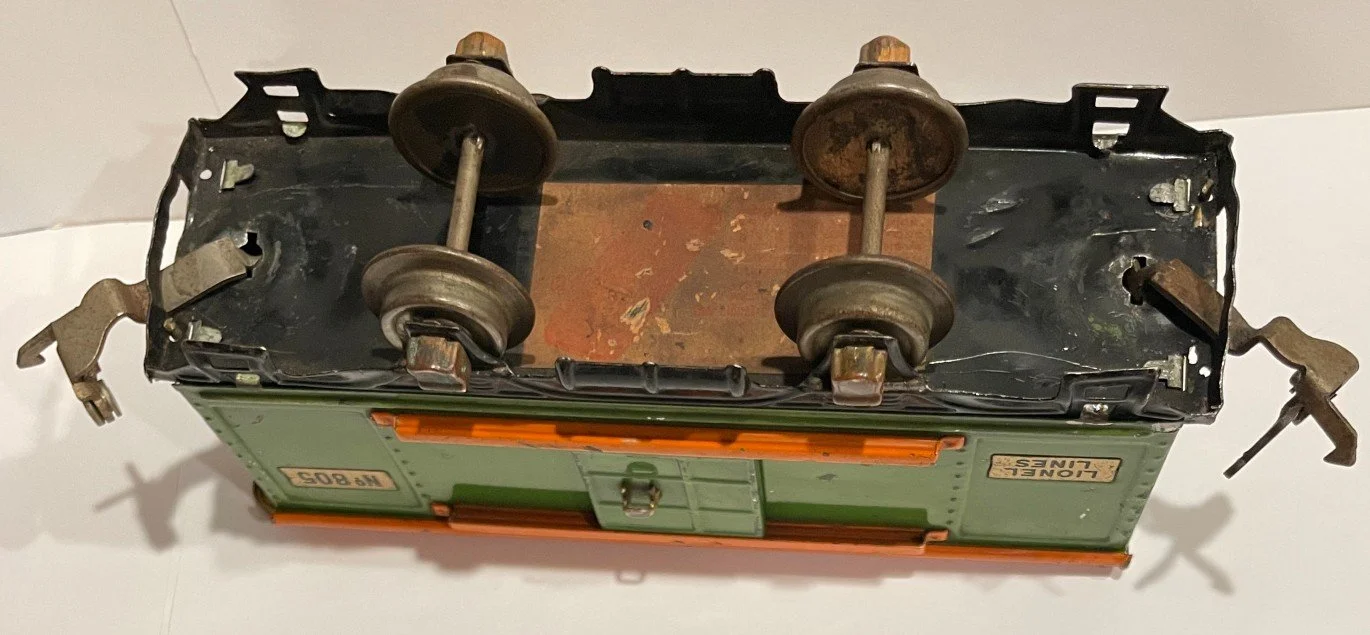 L805c.jpg