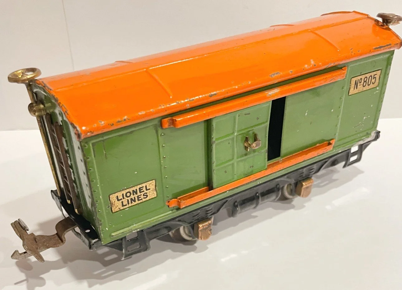 L805a.jpg