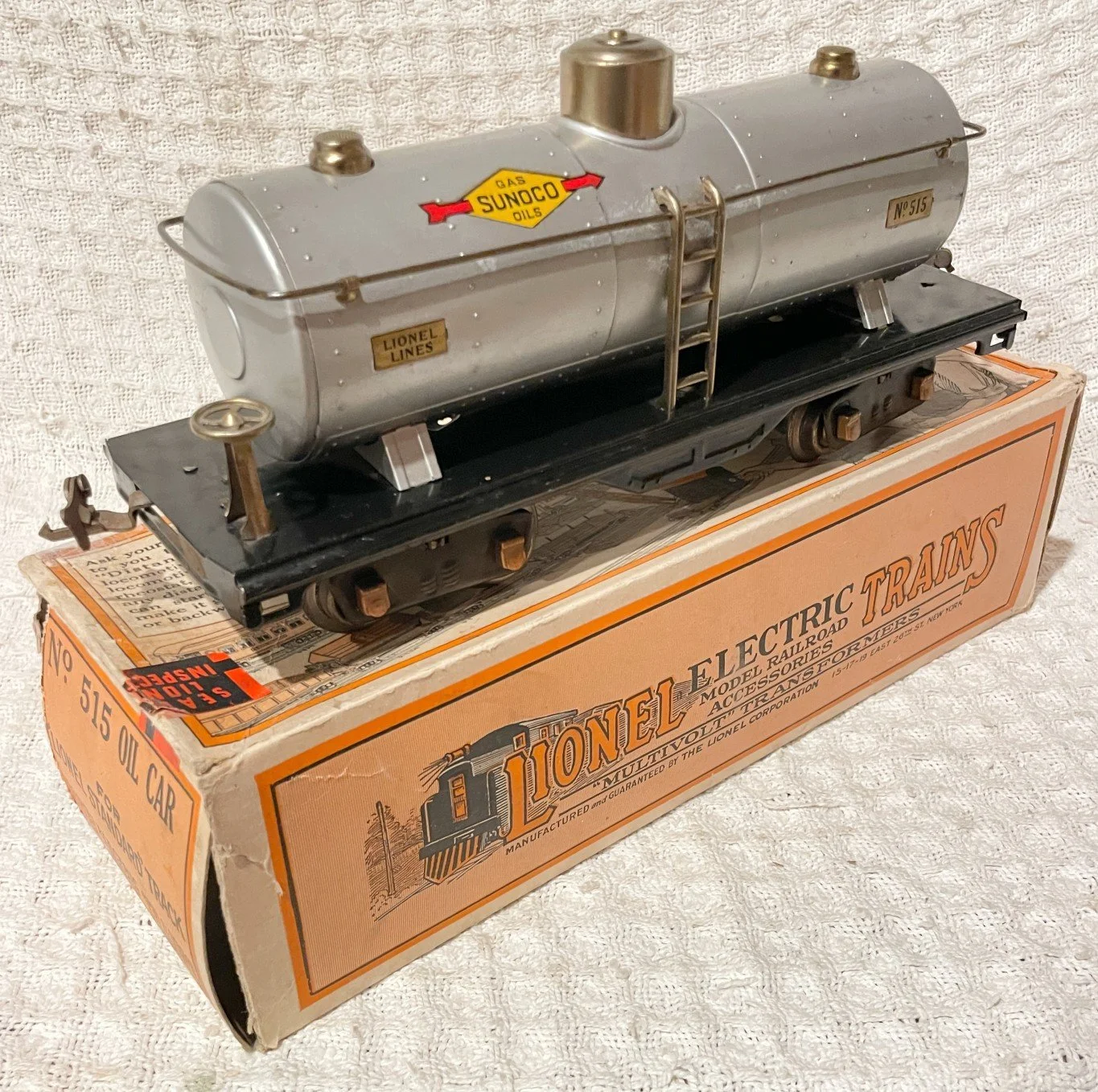 Scarce Boxed 1934 Lionel 515 Sunoco Tank Car — Tobias Toys
