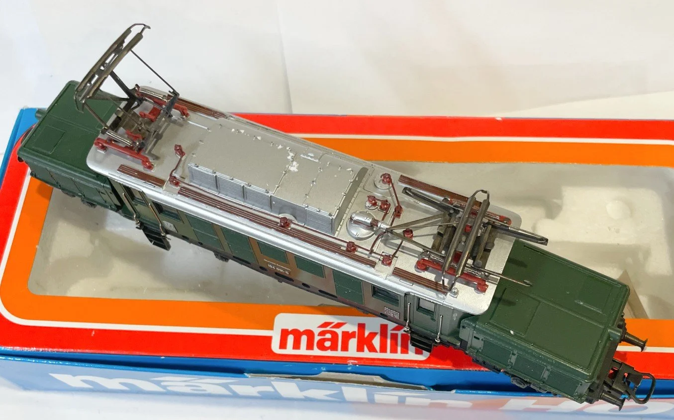 MK3022OBc.jpg