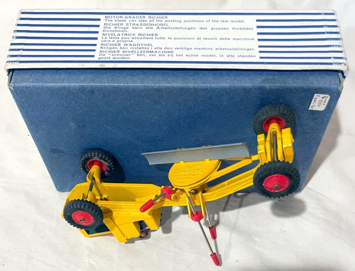 DKFR886OBd.jpg