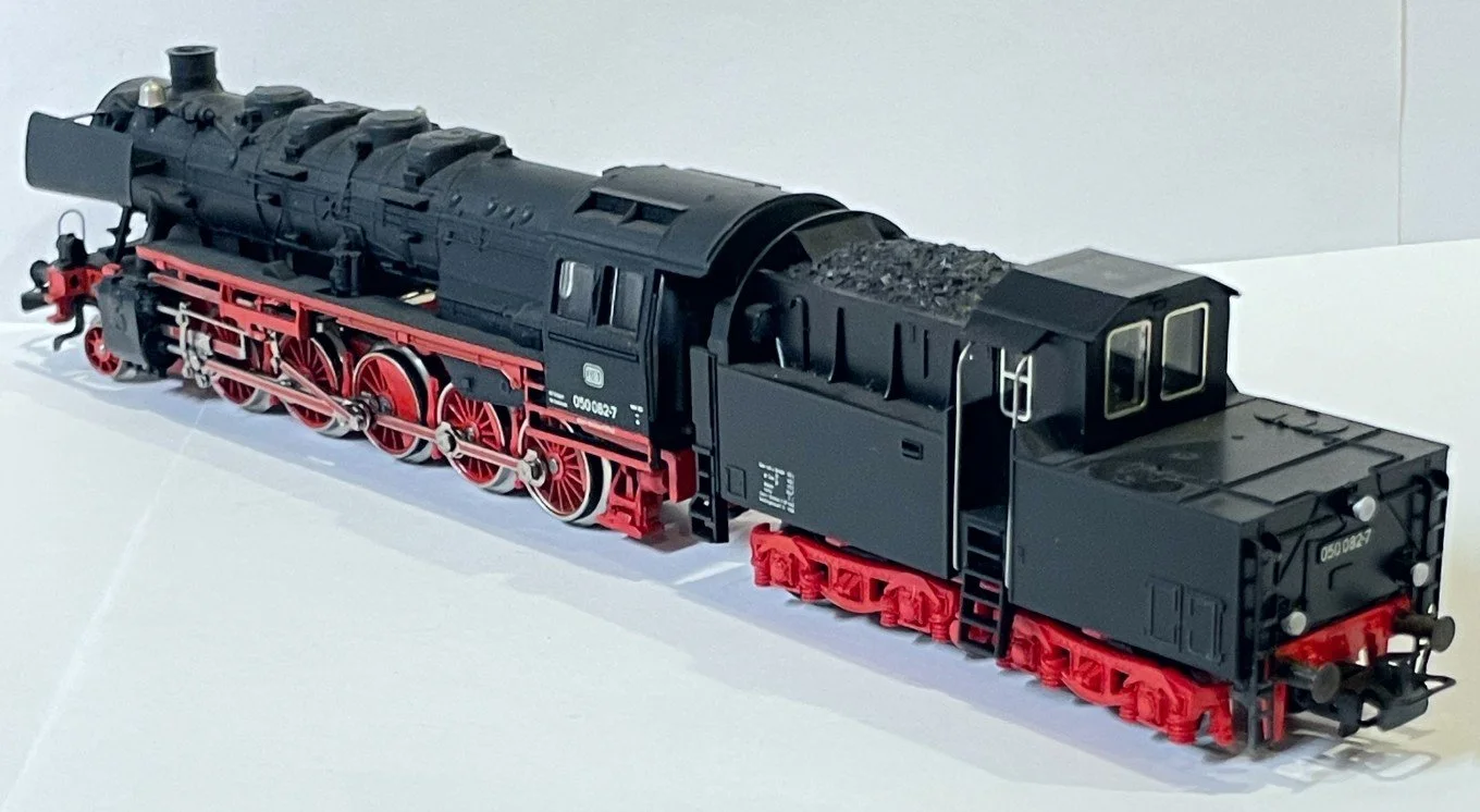 MK3315a.jpg